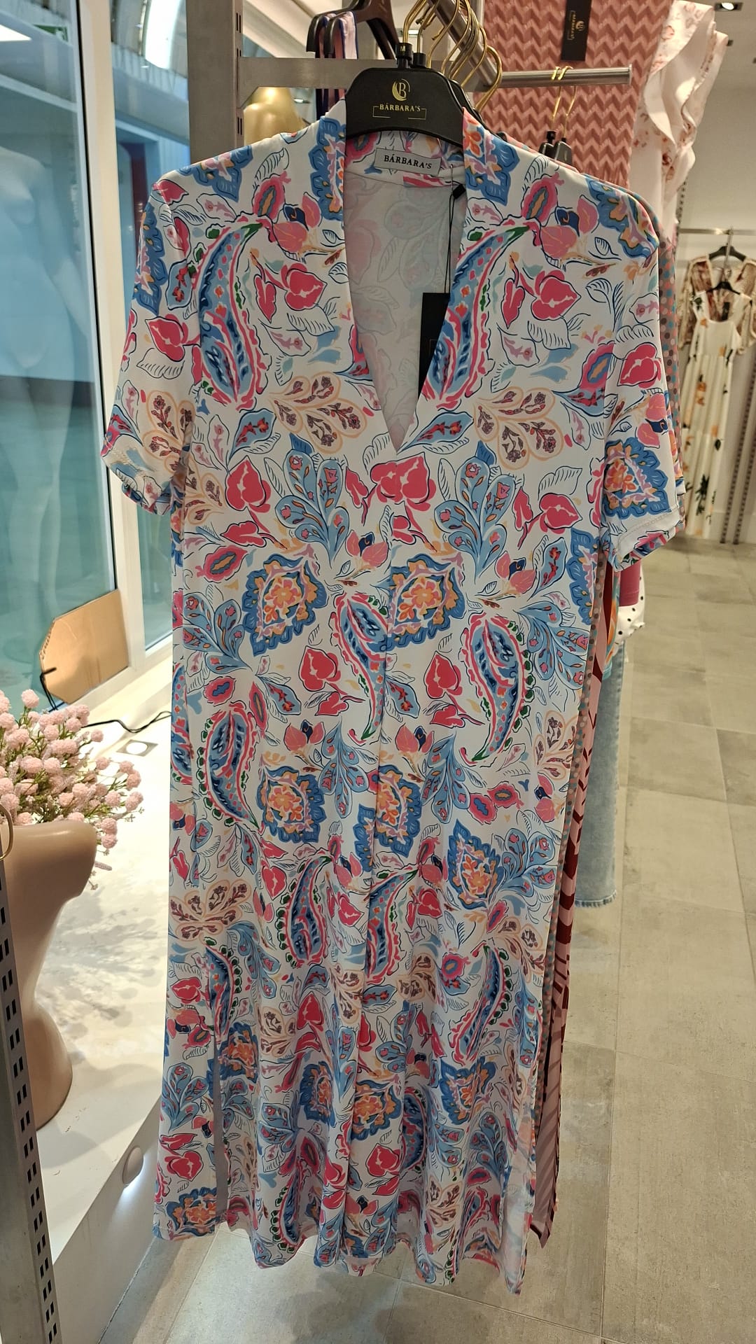 Vestido Branco Paisley Colorido