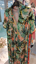 Vestido Tropical Folhas e Animal Print