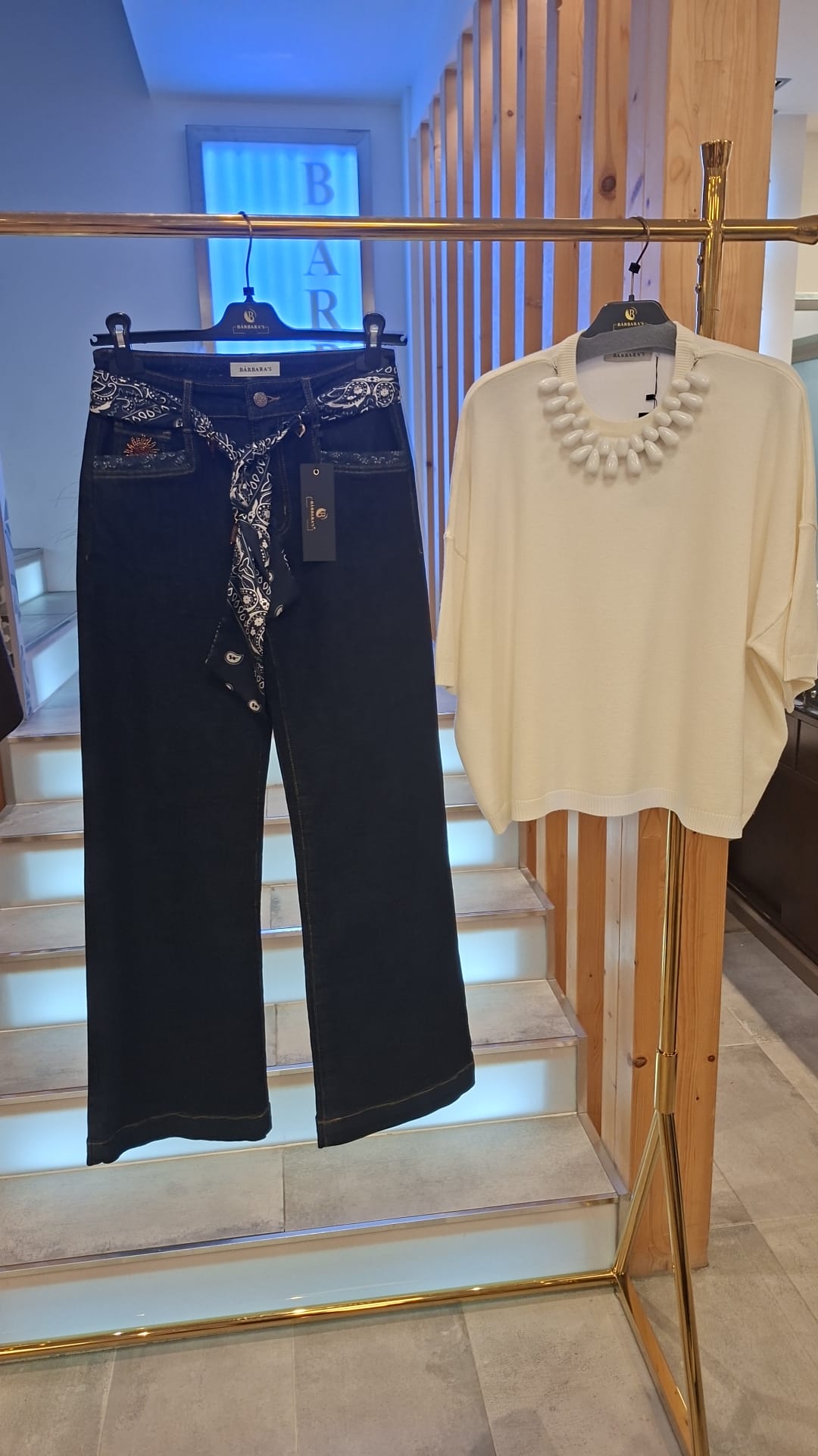Conjunto Calças + Camisola — Bárbara