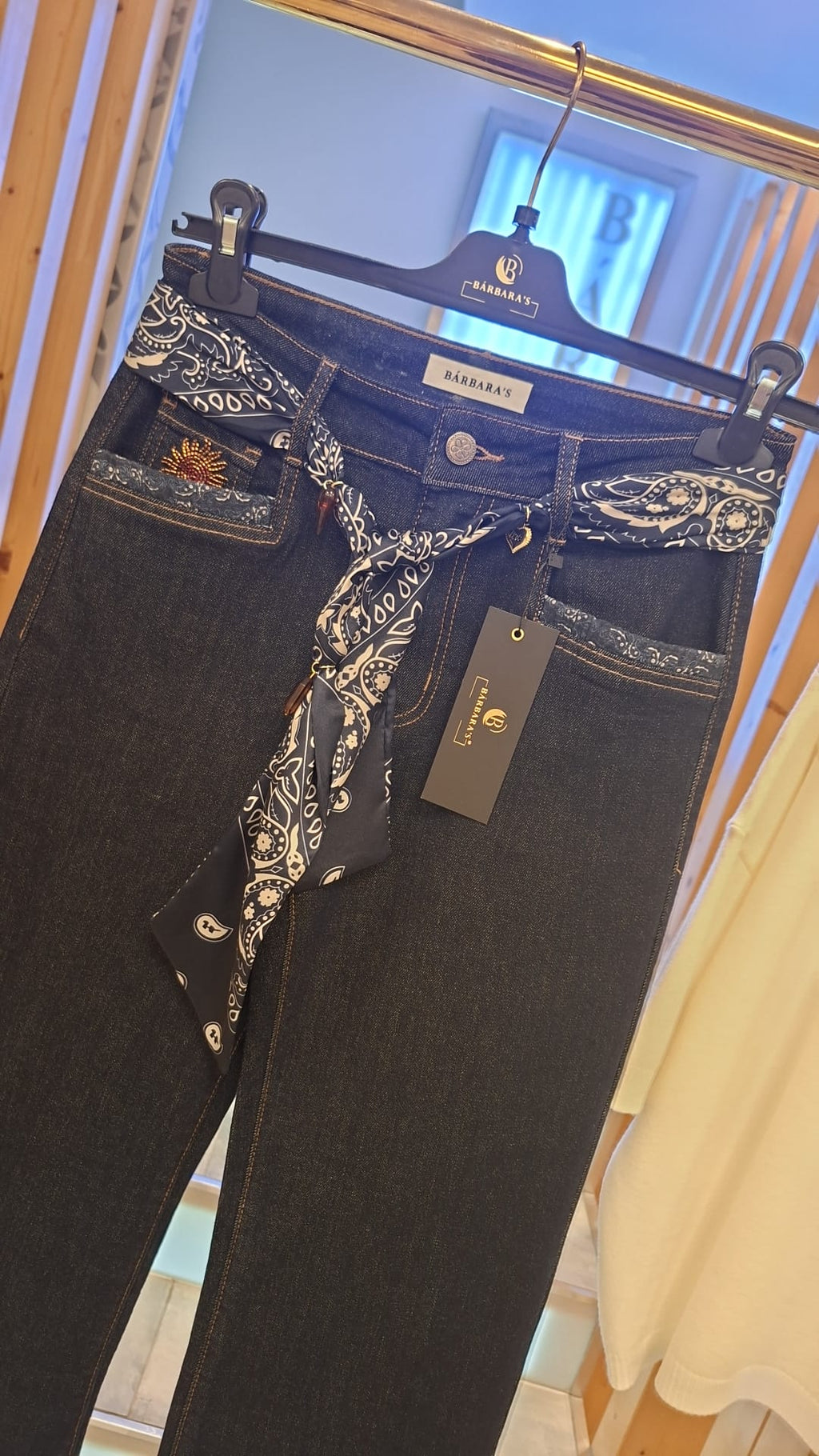 Conjunto Calças + Camisola — Bárbara