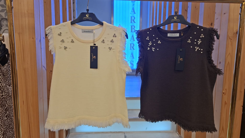 Top com Aplicações de Pérolas e Strass
