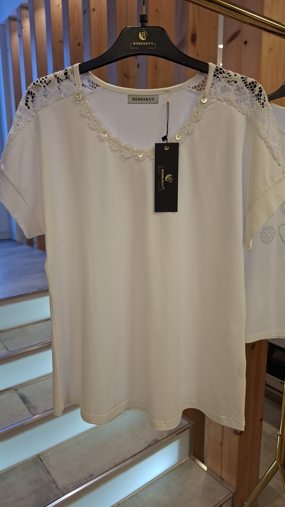 Top Branco Bordado