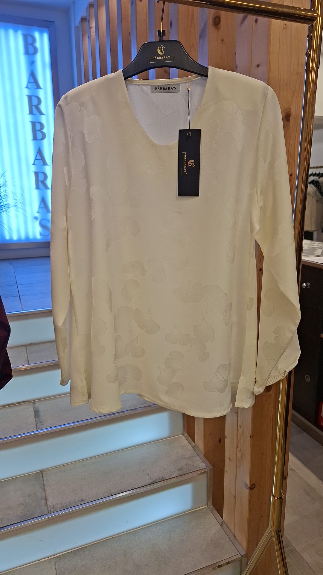 Blusa Bordô com Estampado Floral