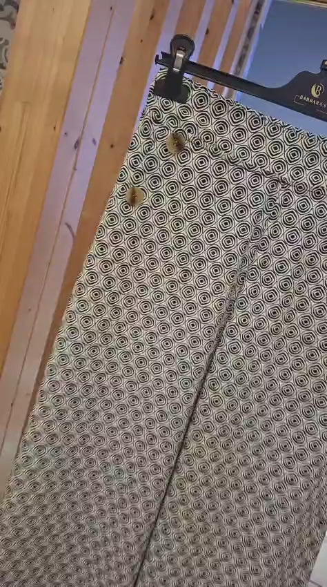 Calças Estampadas em Padrão Geométrico